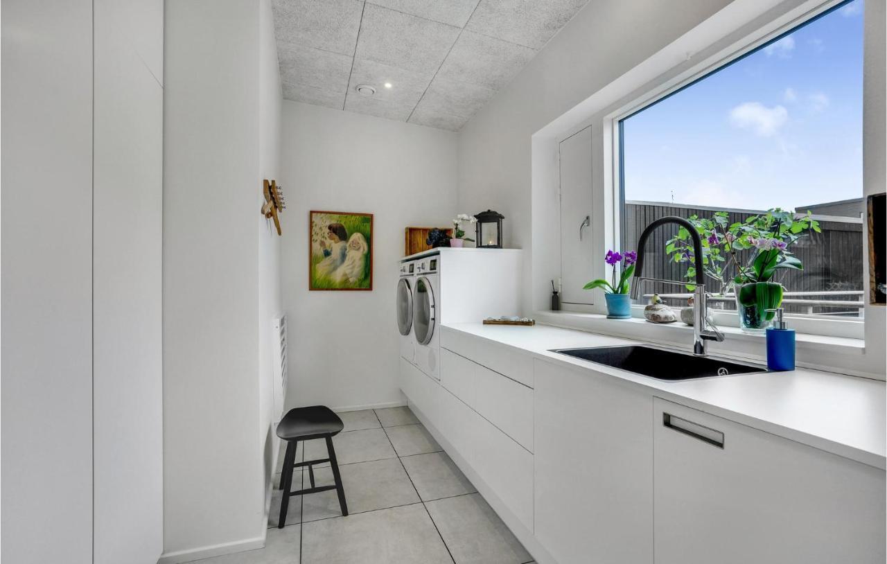 Amazing Home In Logstrup With Wifi Løgstrup Exterior foto